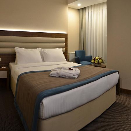 Goeruekle Gueler Park Hotel Room photo